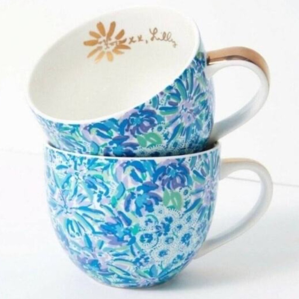 💌 Lilly Pulitzer 12oz Ceramic Mugs Blue Floral‎ Set of 2
